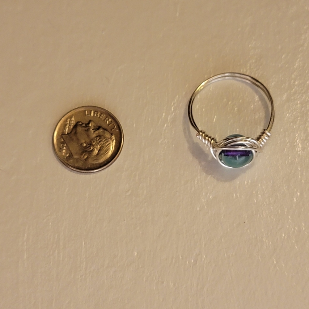 Silver Wire Wrapped Glass Bead Ring Size 8 - Picture 3 of 7